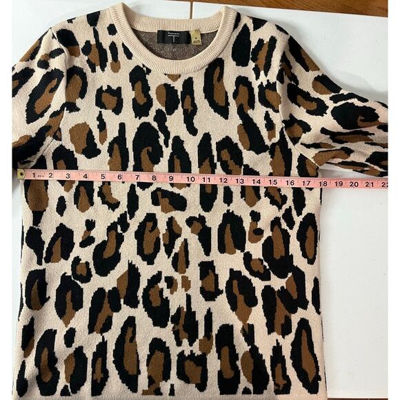 Tahari Pull Over Sweater Soft Leopard Animal Print Brown Black Size Medium $80 - Picture 7 of 12